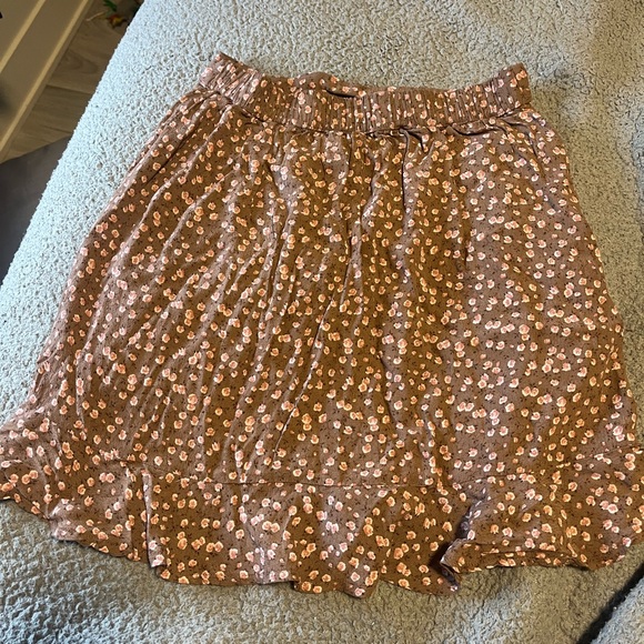 Garage Women's Brown and Pink Skirt with a Slit - Picture 3 of 4